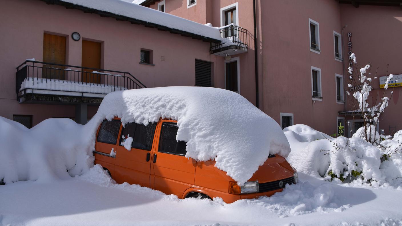 Abbondanti nevicate delle ultime 24 ore, concentrate soprattutto a sud delle Alpi