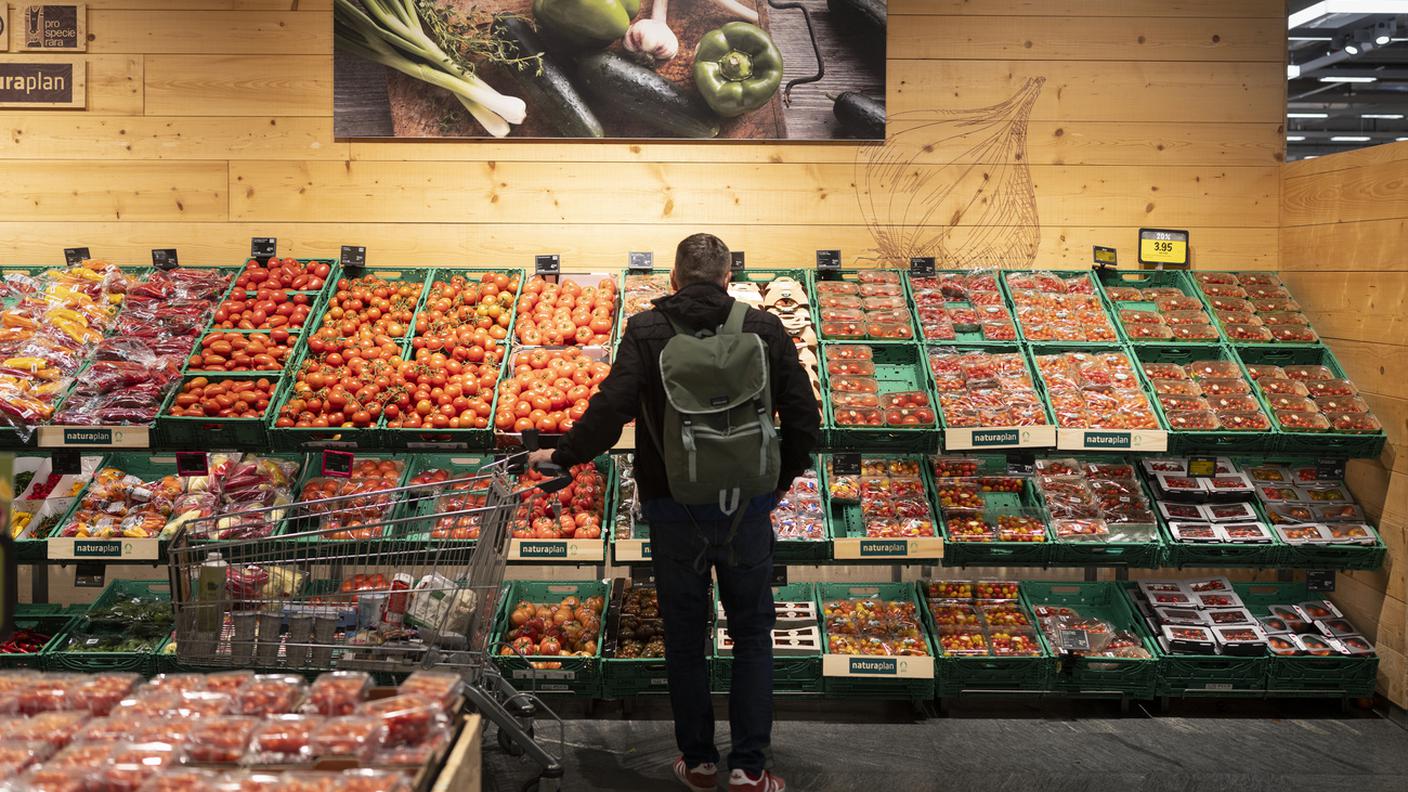 Lo stretto di Hormuz potrebbe influenzare almeno parzialmente i prezzi di alcuni generi alimentari 