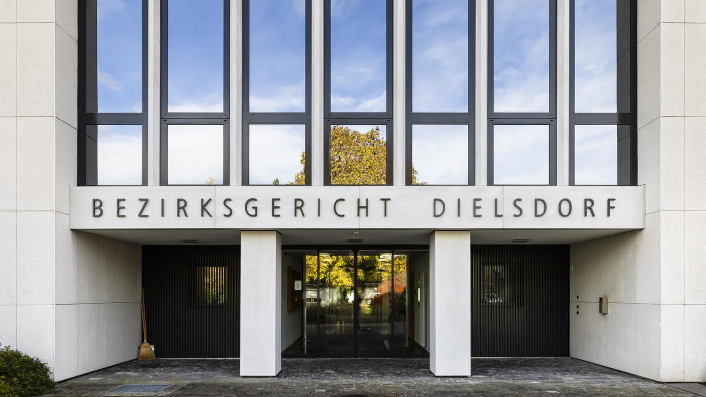 Il processo si è svolto al tribunale distrettuale di Dielsdorf
