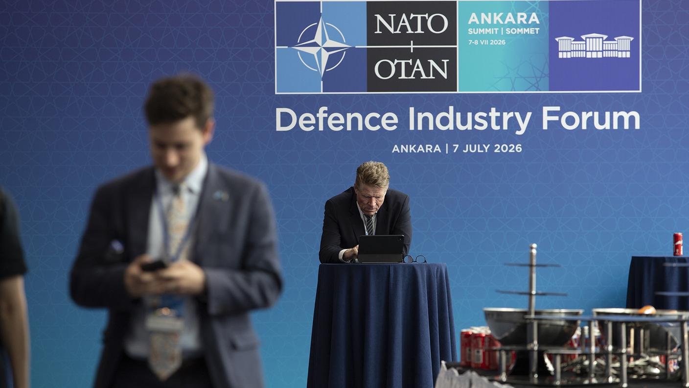 Oltre 140 delegazioni internazionali hanno partecipato al Forum dell’Industria della Difesa del Vertice NATO di Ankara.