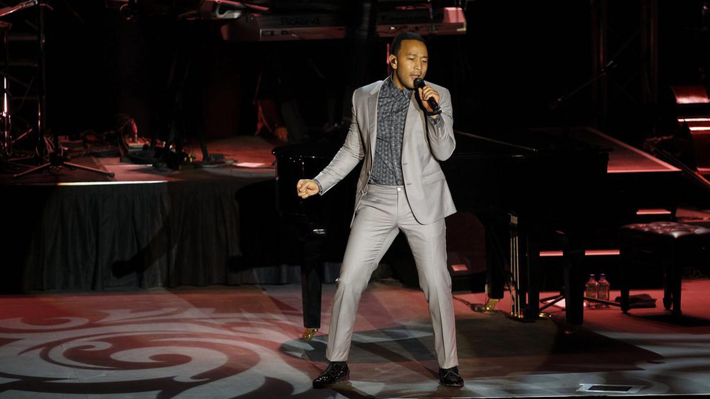 John Legend, in apertura l'8 luglio