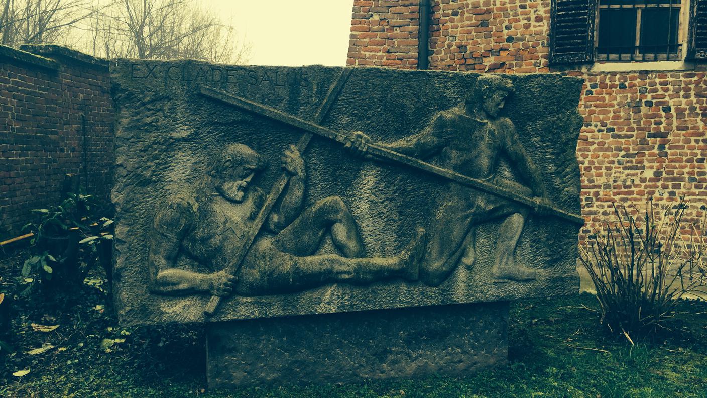 Monumento del 1965 dedicato ai caduti svizzeri di Marignano