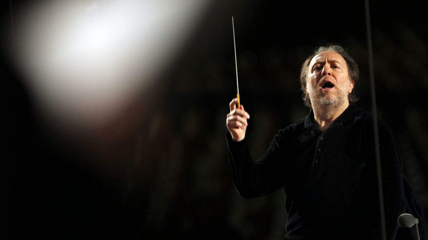 Il 62enne esordirà dirigendo il concerto d'apertura dell'edizione 2016