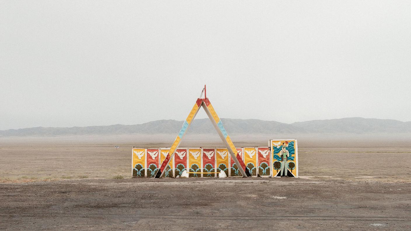 Christopher Herwig - Soviet Bus Stops