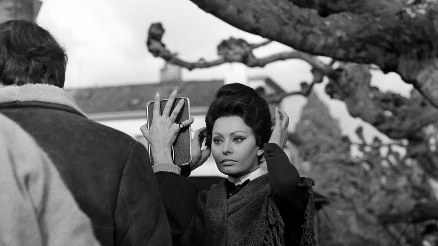 La Loren nel '65 nel film 'Lady L'