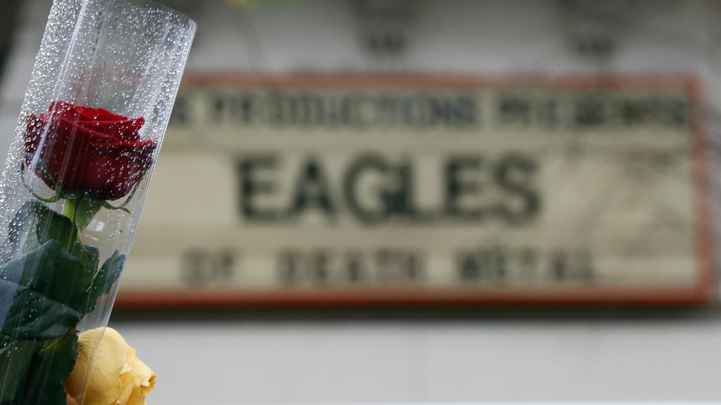 Gli Eagles of Death Metal, che suonavano al Bataclan la sera della strage, non sono venuti a Zurigo