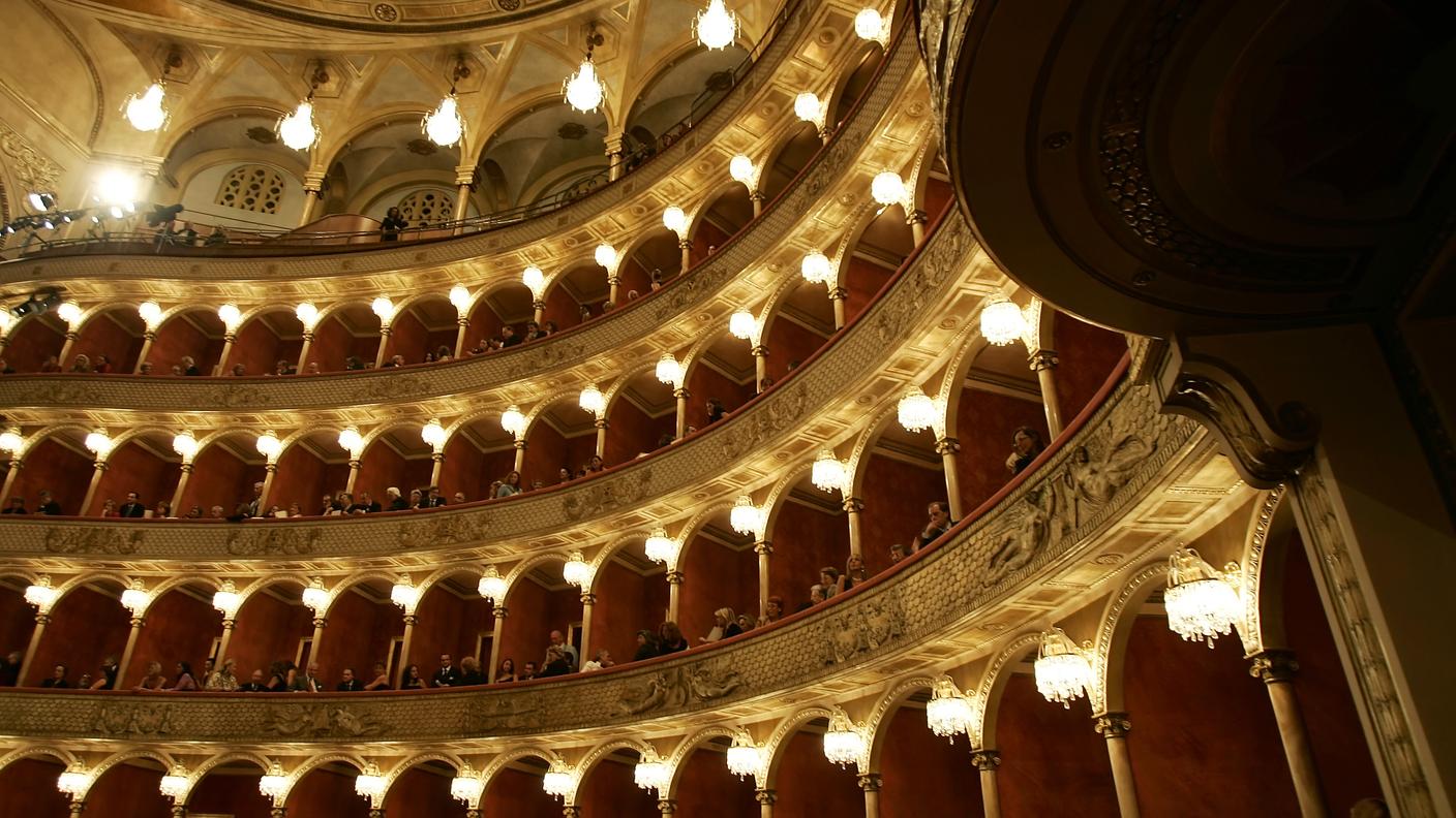 È stato realizzato in collaborazione con 60 istituzioni culturali di tutto il mondo