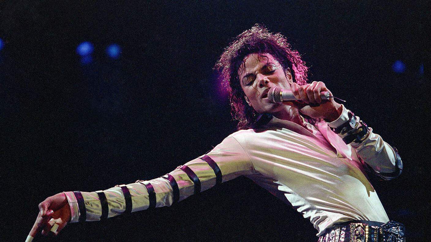 Michael Jackson durante un suo concerto