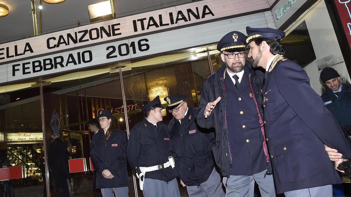 L'ingresso del Teatro Ariston