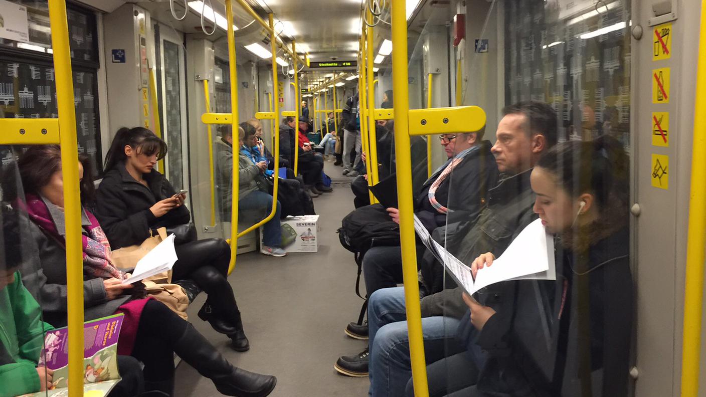 Metro 2 direzione festival: non solo smartphone