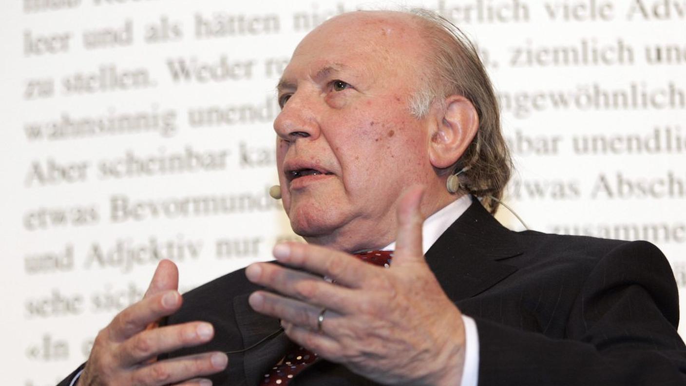Imre Kertesz alla Fiera del libro di Basilea nel 2007