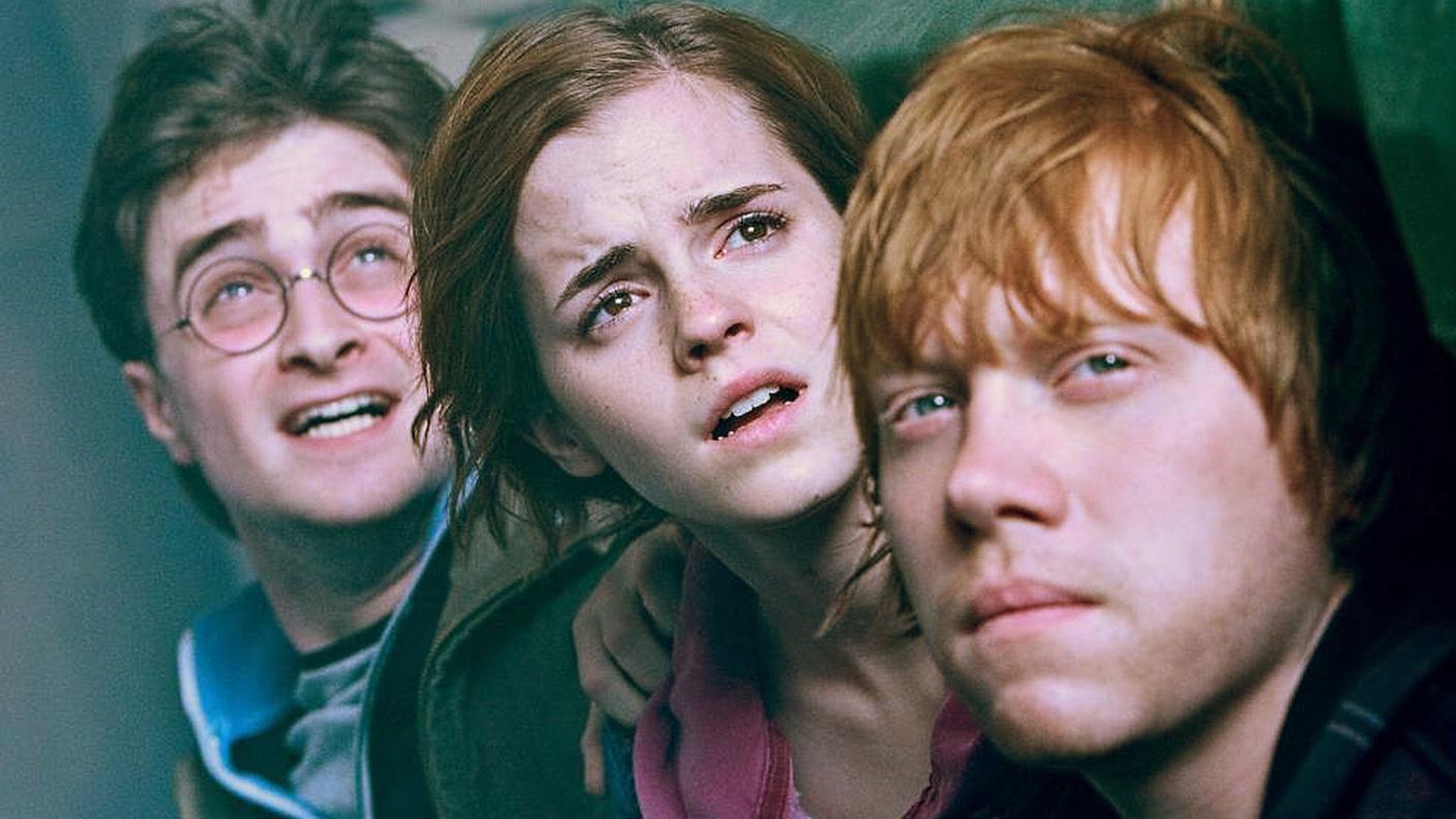 Lo storico trio in versione cinematografica: Harry Potter, Hermione e Ron, interpretati da Daniel Radcliffe, Emma Watson e Rupert Grint