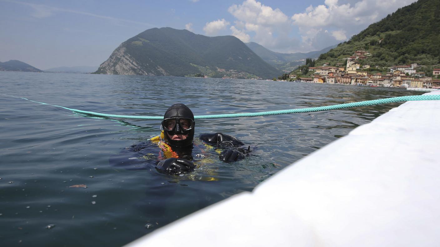 Ancorata in modo tale che eventuali innalzamenti del livello del lago non siano una minaccia