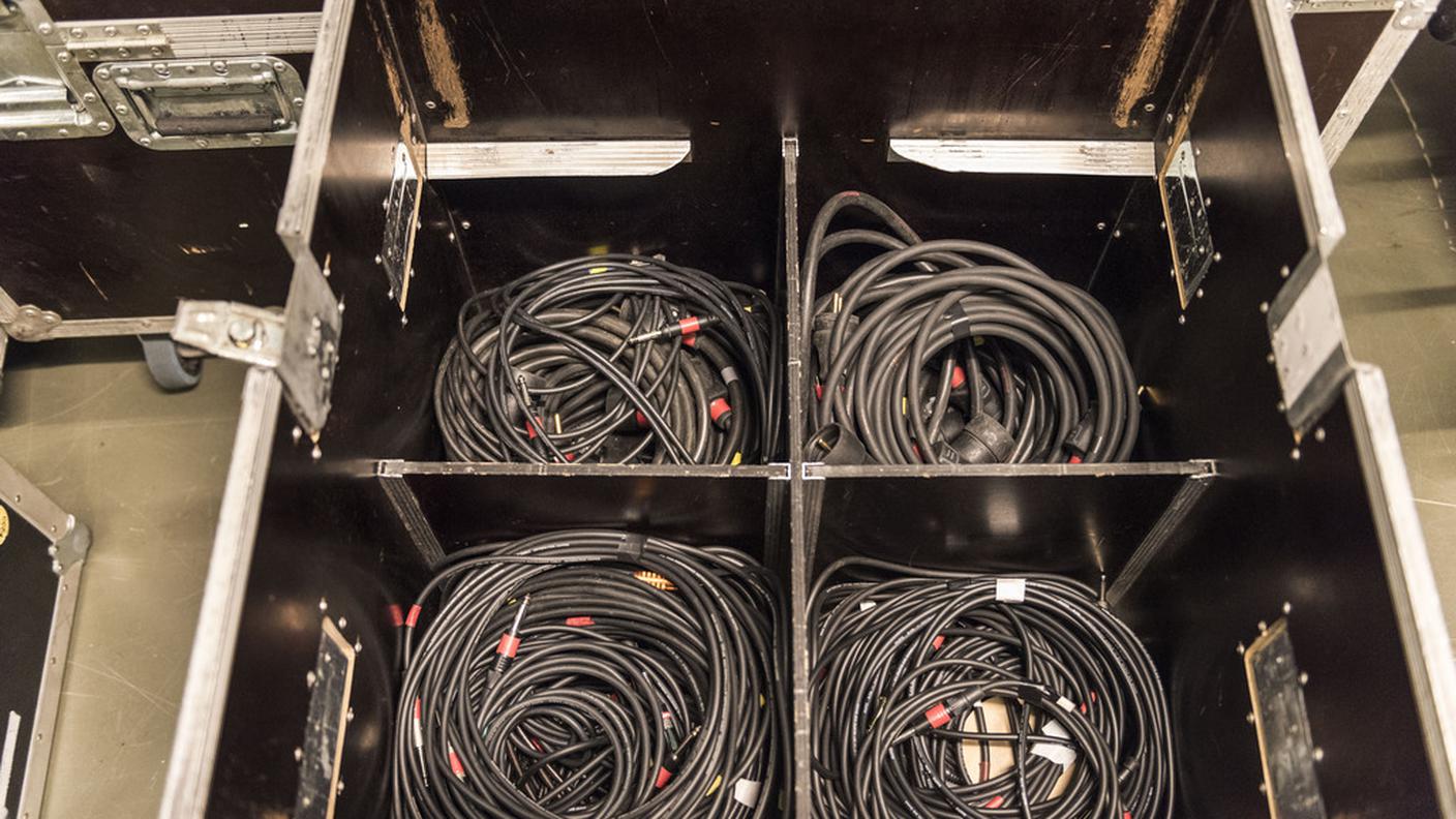 Chilometri di cavi elettrici