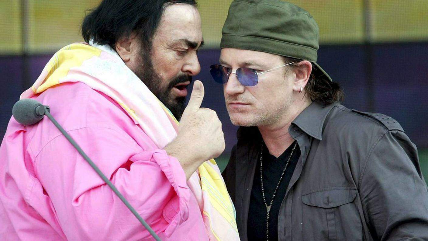 Con Pavarotti nel 2003 