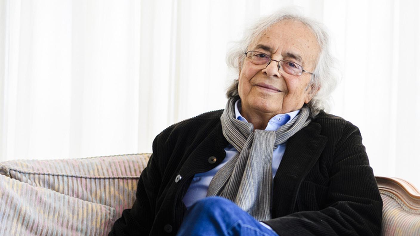 Il noto poeta siriano in un'immagine scattata lo scorso primo luglio