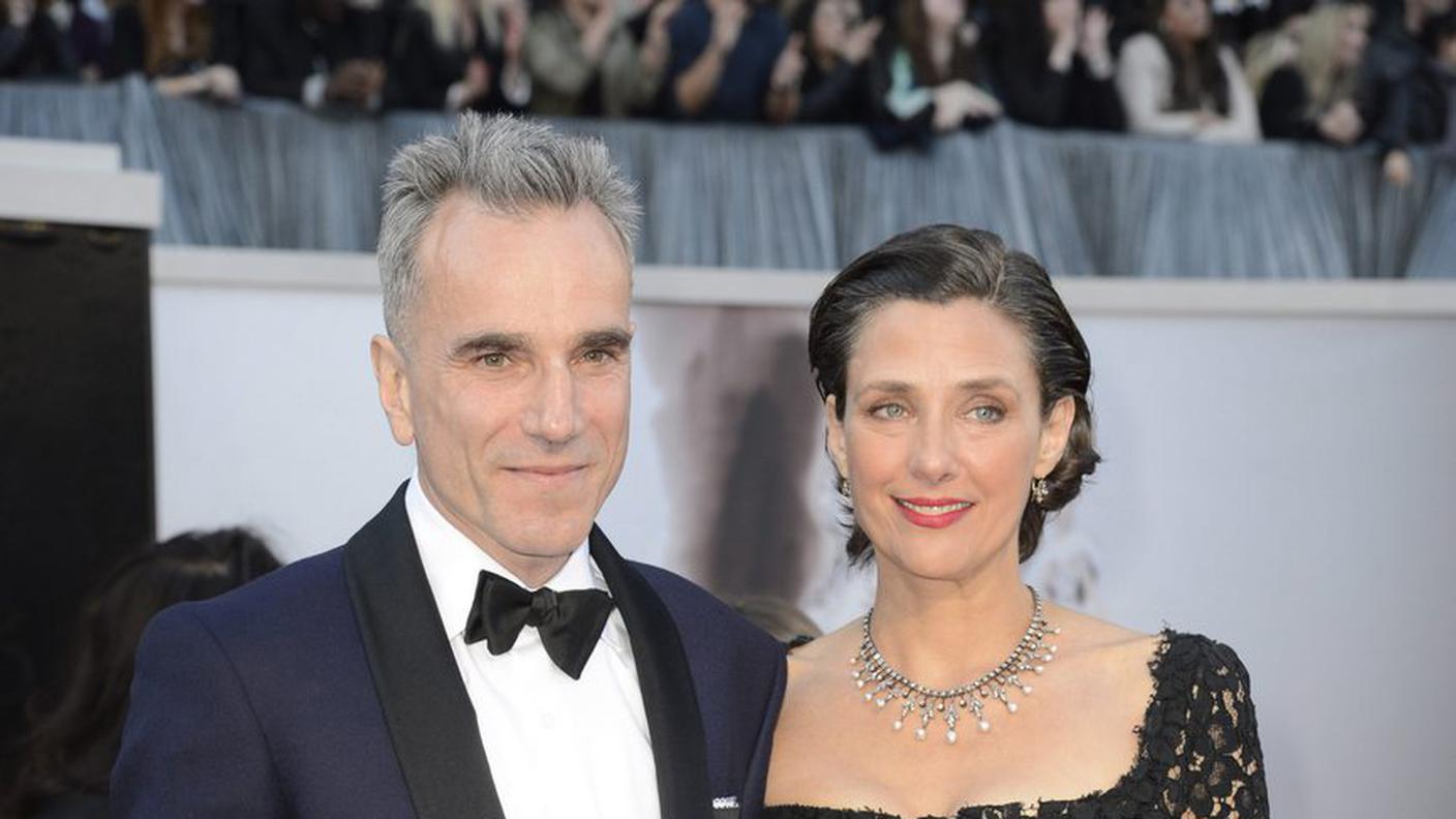 Daniel Day-Lewis con la moglie, l'attrice USA Rebecca Miller, in uno scatto del 2013