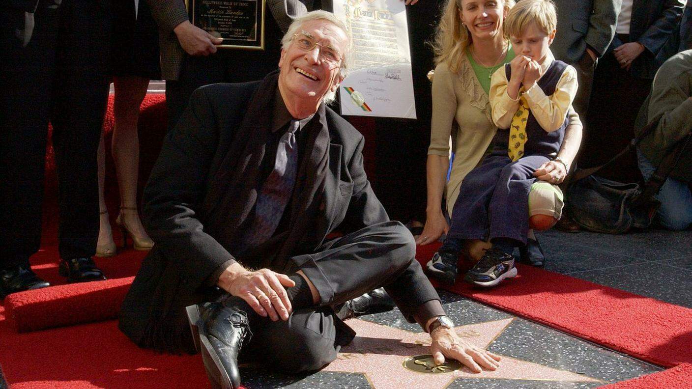 Martin Landau ha posato la sua stella sulla Walk of fame nel 2001