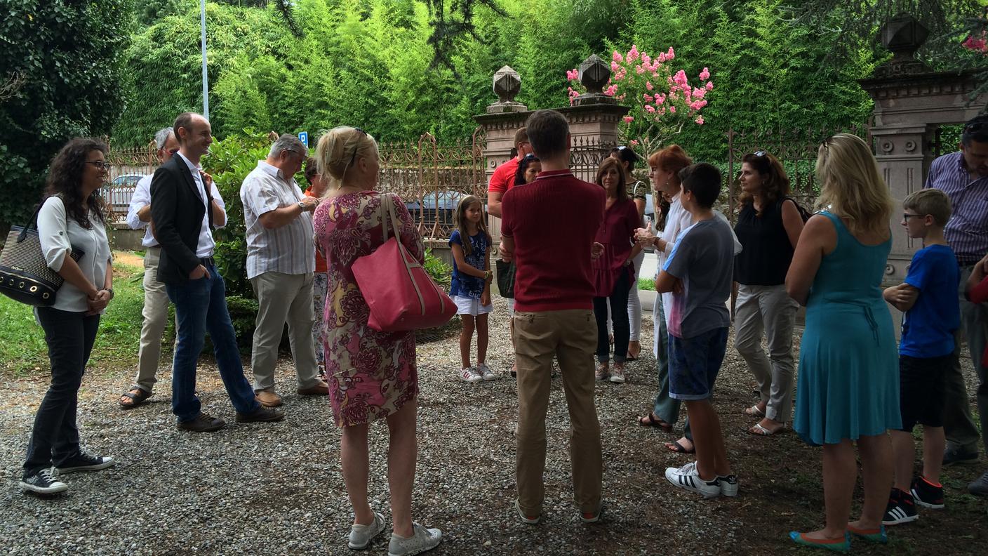 Casa Flora - Fan Day