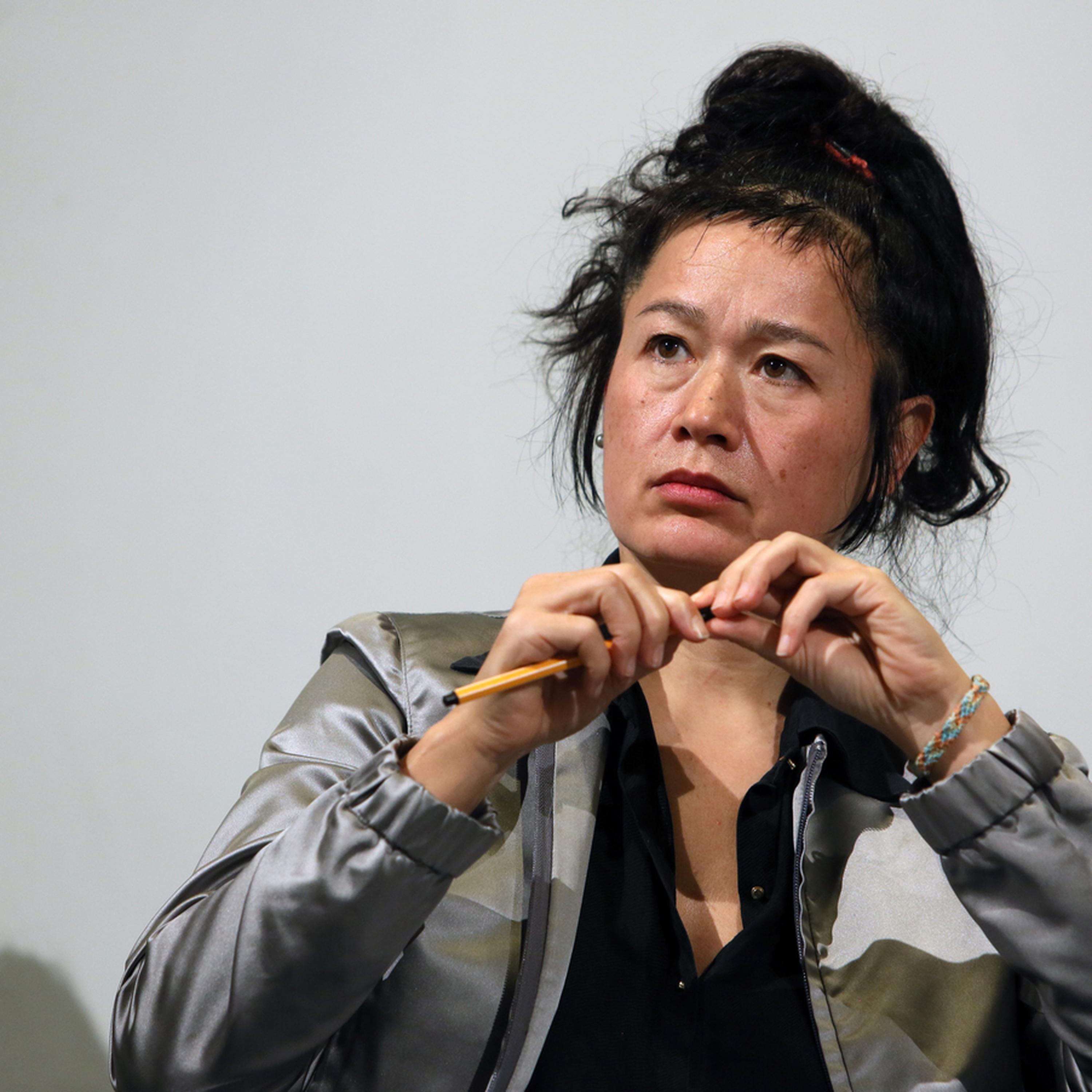 La perla: The Island di Hito Steyerl episode artwork