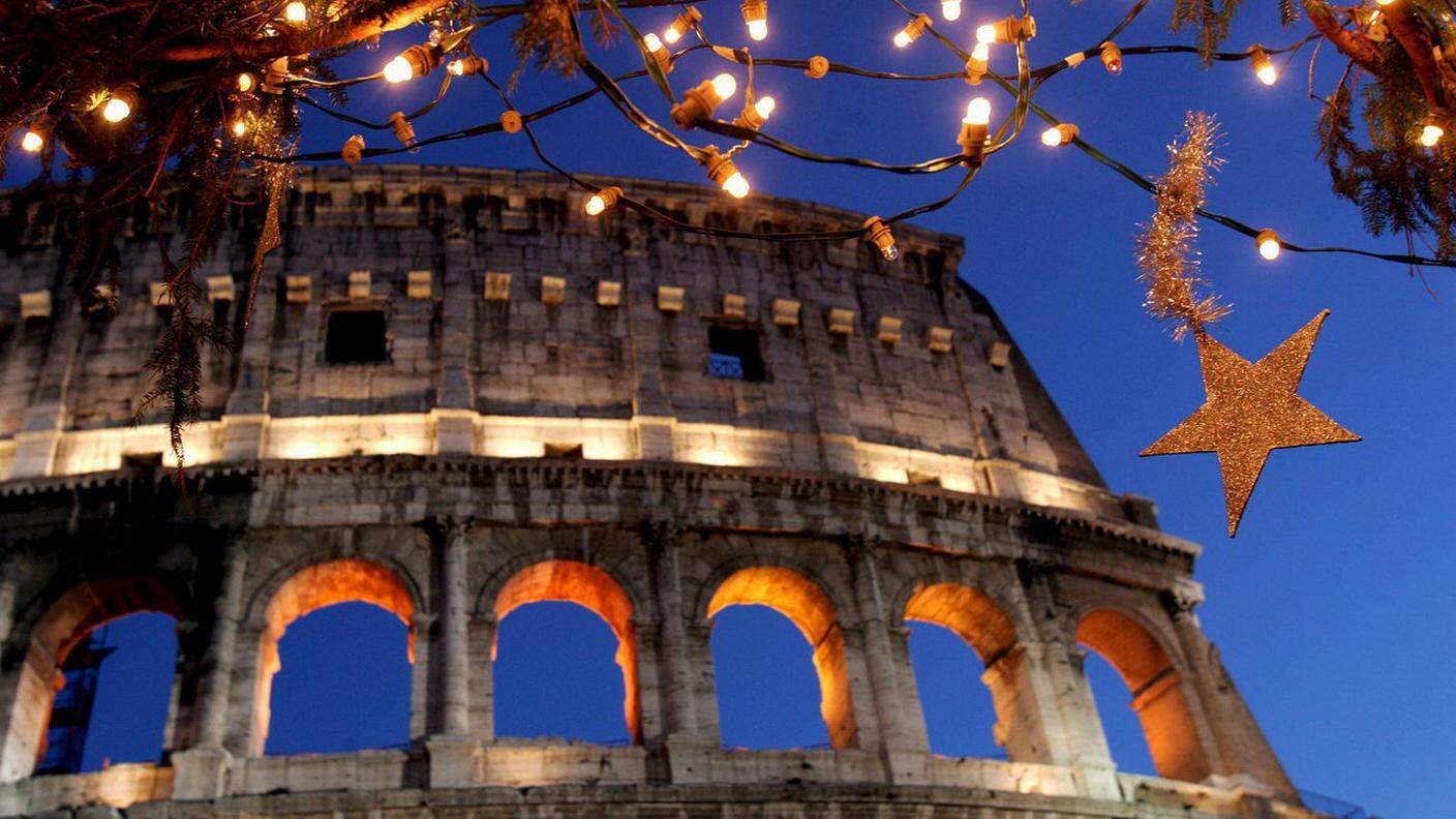 Il Colosseo brilla tutto l'anno. È la maggiore attrazione di tutta Italia