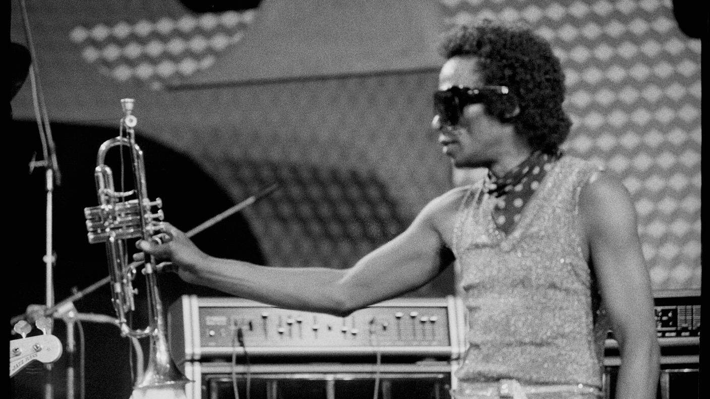 L'entrata in scena di Miles Davis a Montreux nel 1973