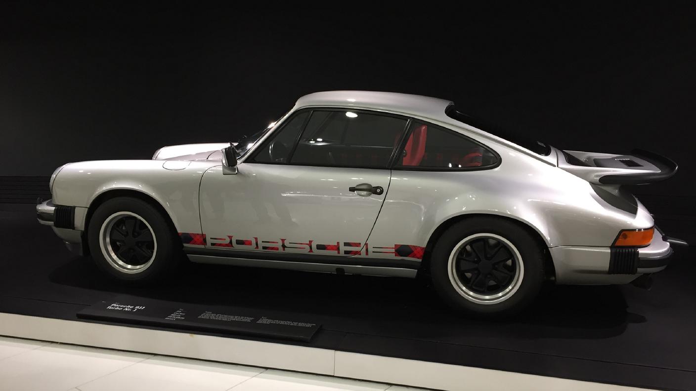 Una Porsche 911 Turbo della prima serie risalente alla metà degli anni '70