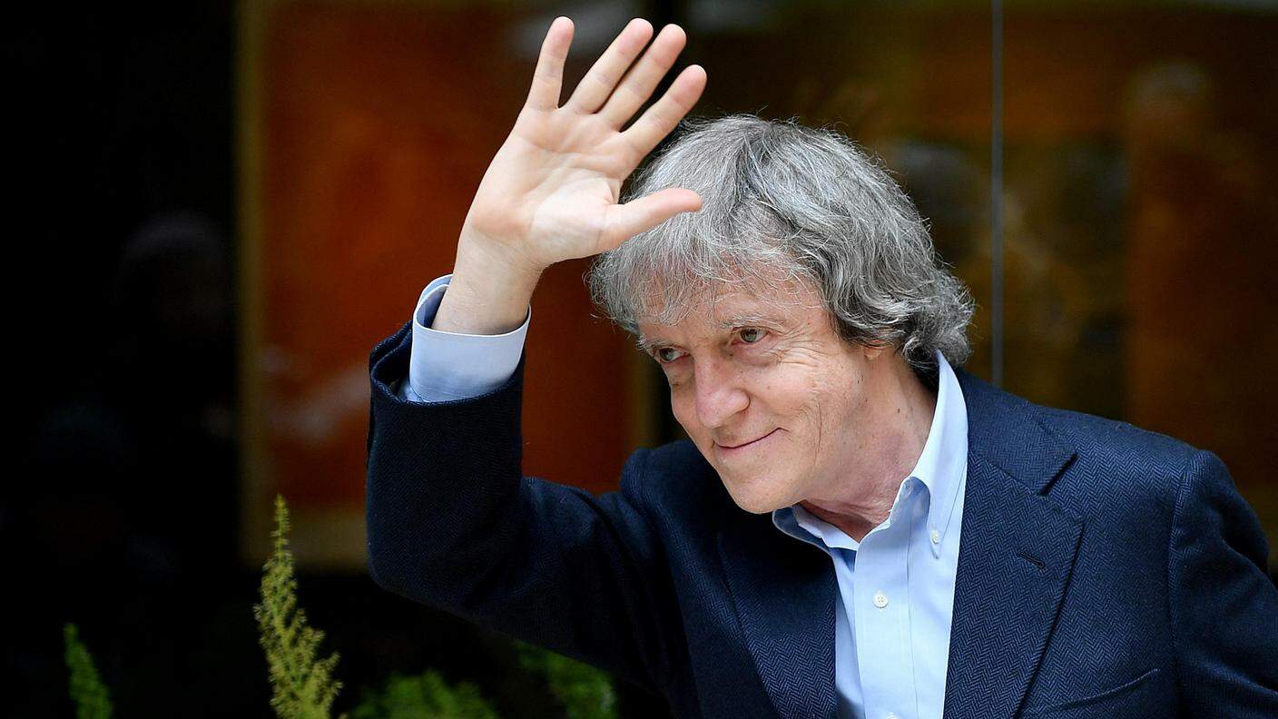 Il famoso regista italiano Carlo Vanzina si è spento domenica a Roma