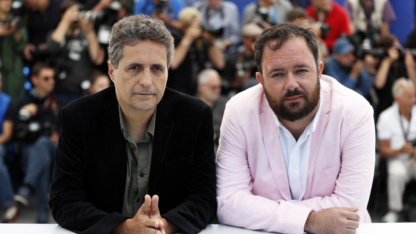 I registi brasiliani Kleber Mendonca Filho (a sinistra) e Juliano Dornelles