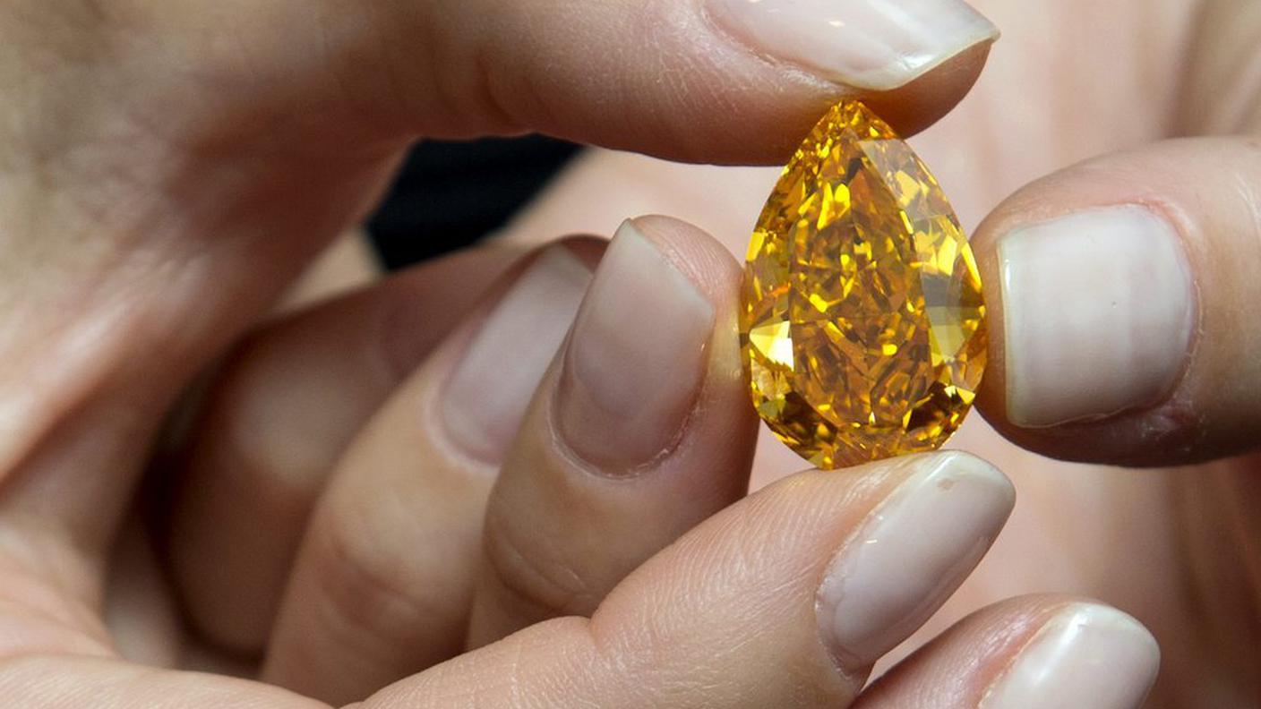 Diamante arancione_Christie’s_Ginevra_keystone190489060.JPG