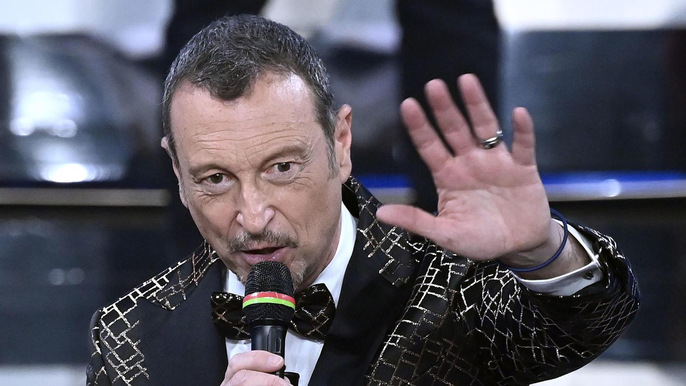 Amadeus sarà accompagnato per la finale da Sabrina Ferilli