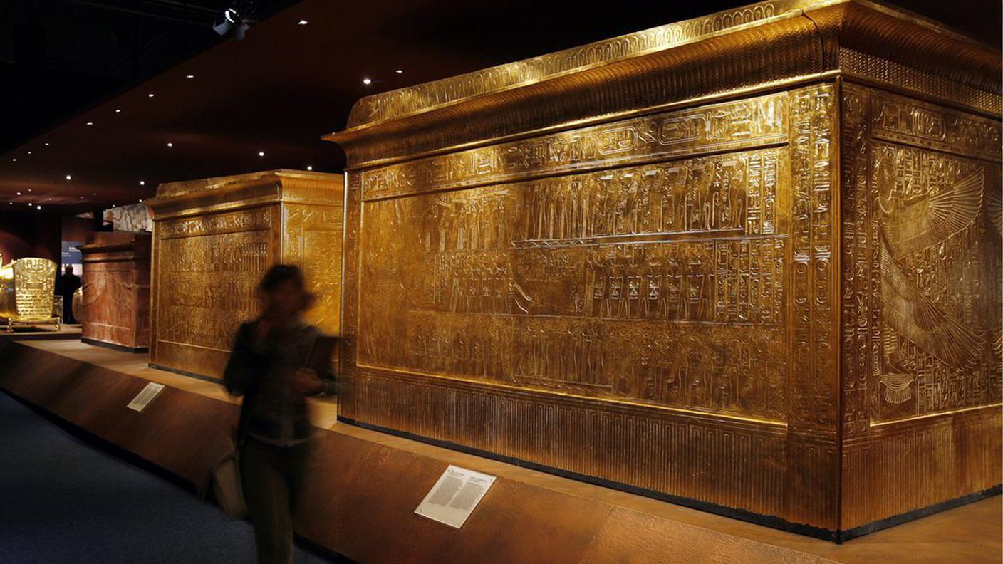 tutankhamon gallery 4 zurigo 2008 ky.JPG