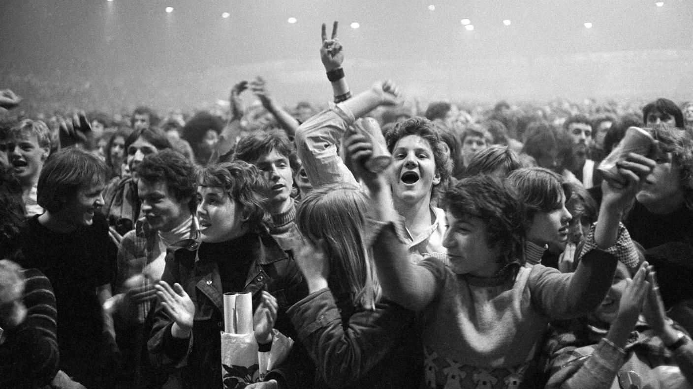 Hallenstadion, febbraio 1977: sul palco si esibiscono i Pink Floyd