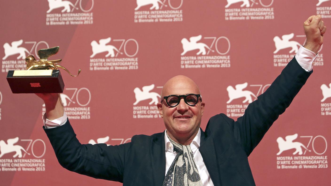 Il regista italiano Gianfranco Rosi, vincitore del Leone d'oro alla Mostra del Cinema di Venezia dello scorso anno
