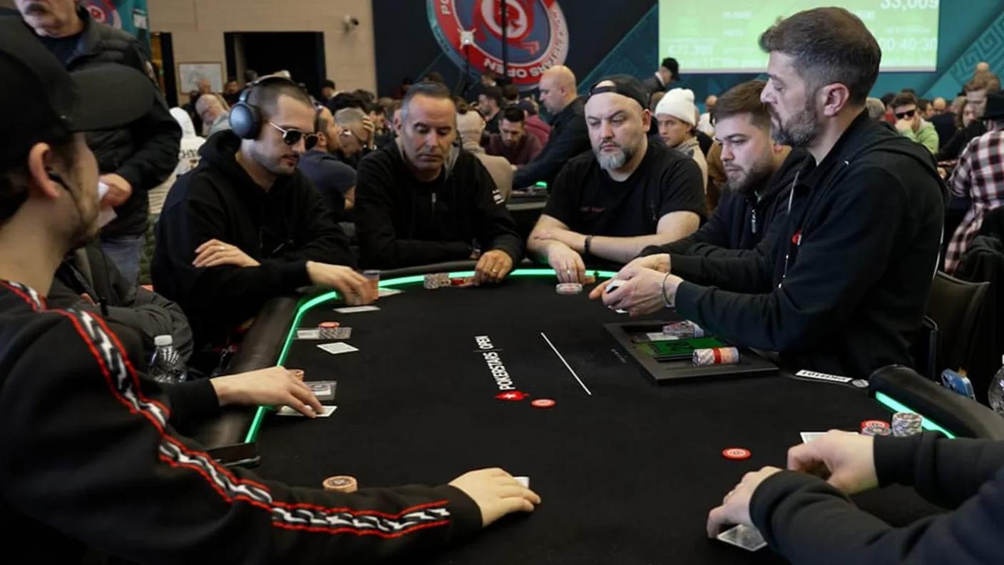 poker1.jpg