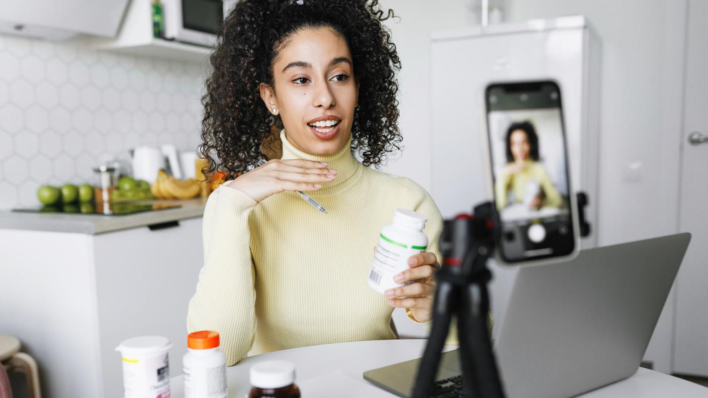 Un segnale d'allarme è se qualcuno cerca di vendere qualcosa