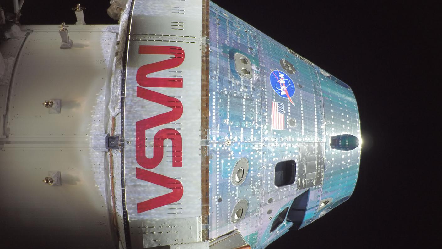 La localizzazione della capsula Orion durante il suo viaggio attorno alla Luna è stata un banco di prova per antenne più piccole