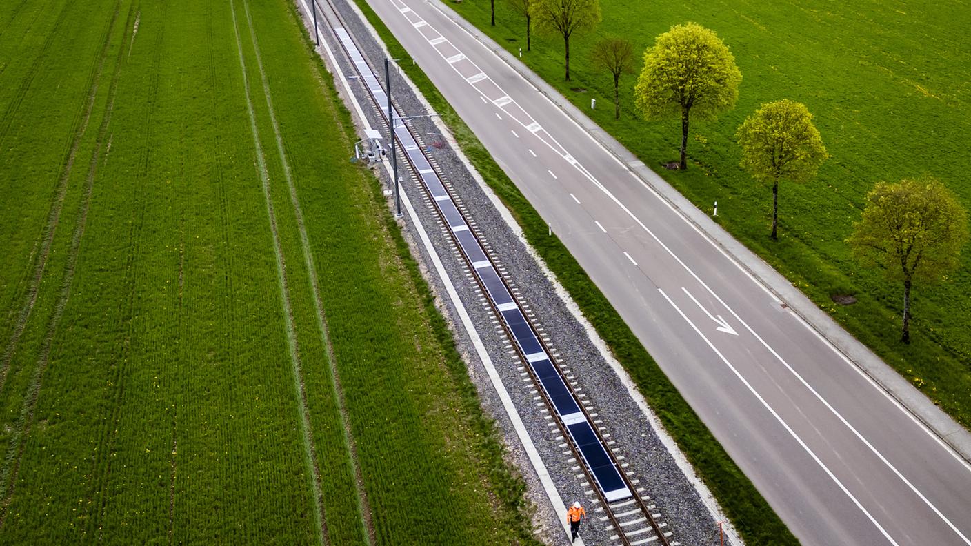 La presenza delle celle fotovoltaiche non ha provocato problemi alla circolazione dei treni o alla manutenzione della linea