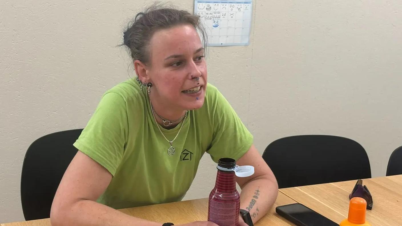 Per Jill Hirschi, che lavora spesso all'aperto, poter terminare il lavoro già a mezzogiorno quando fa molto caldo è "una benedizione".