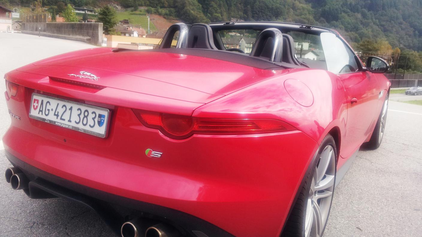 Jaguar F-Type V8 S