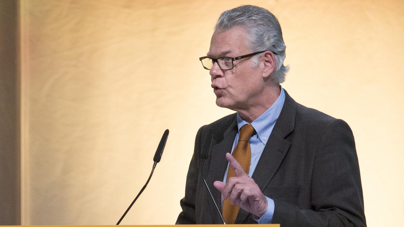 Urs Burkard, fischiato dai piccoli azionisti