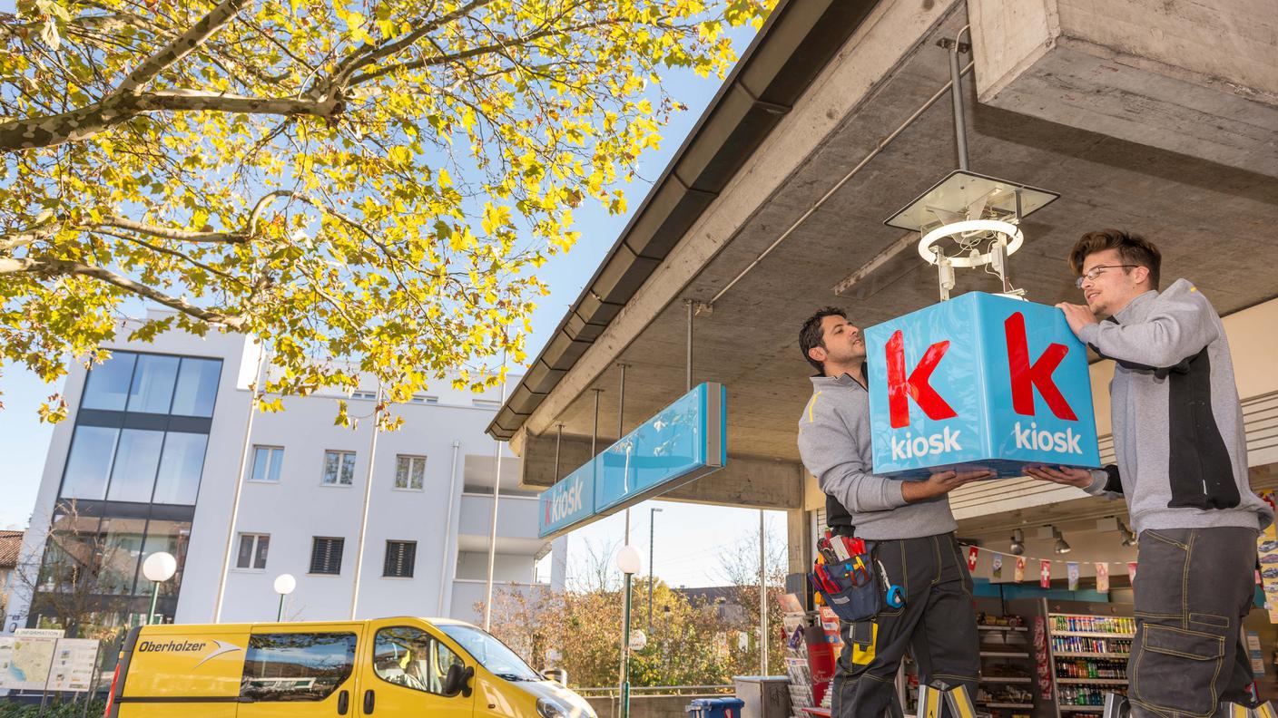 Valora, oltre a k kiosk, gestisce anche i punti vendita avec, Press & Books, caffè spettacolo e Brezelkoenig