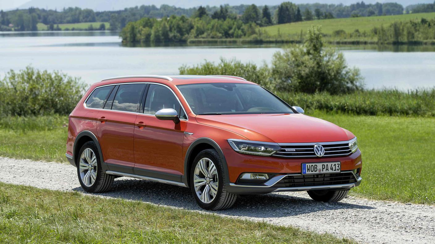 La Passat Variant Alltrack adotta vari motori, a benzina e a gasolio