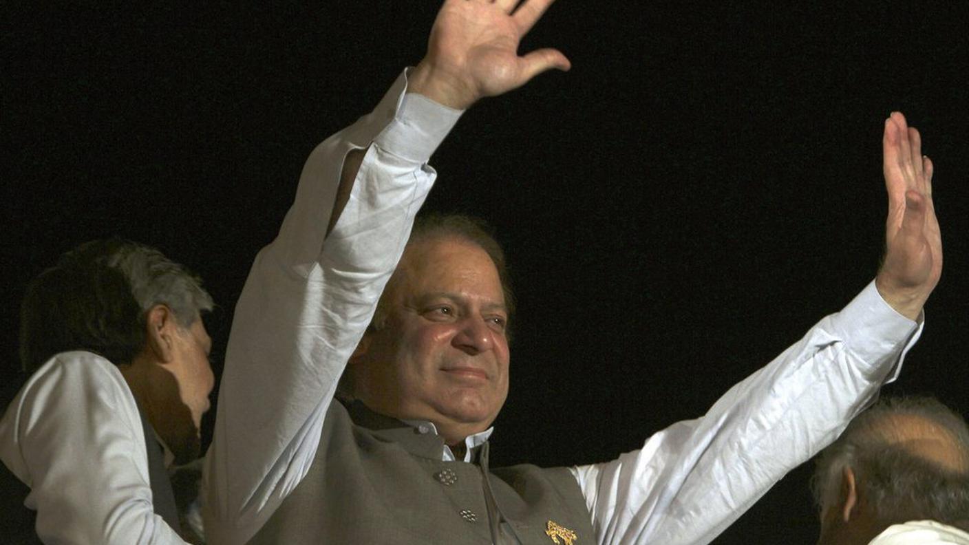 nawaz sharif 12 5 13 ky.JPG