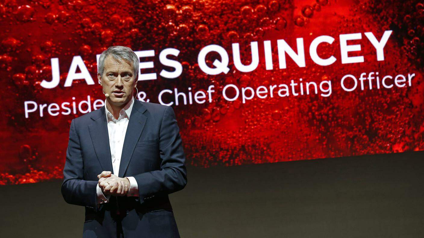 Il CEO di Coca-Cola, James Quincey, spiega le novità legate al marchio