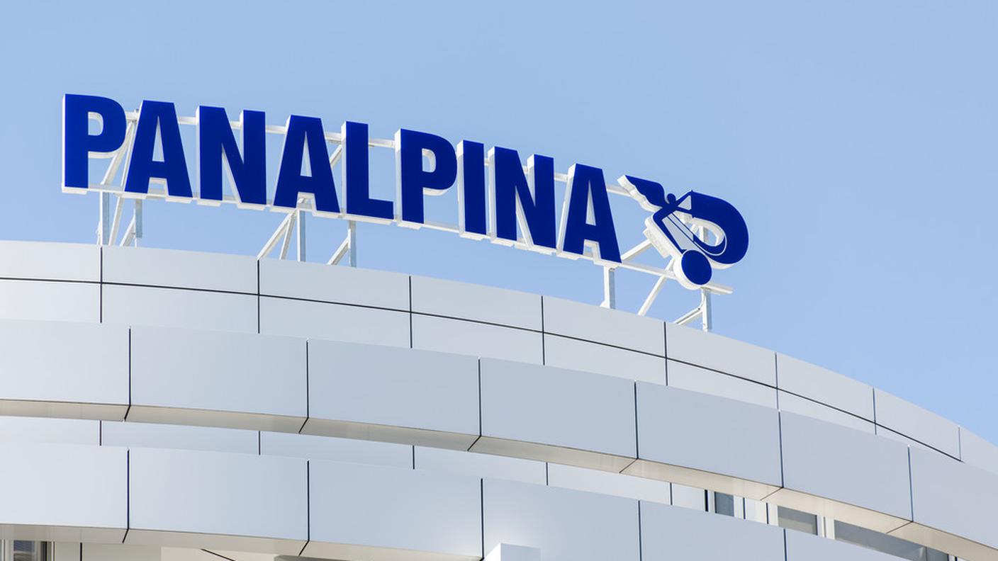 Cresce il trasporto aereo ma cala quello marittimo