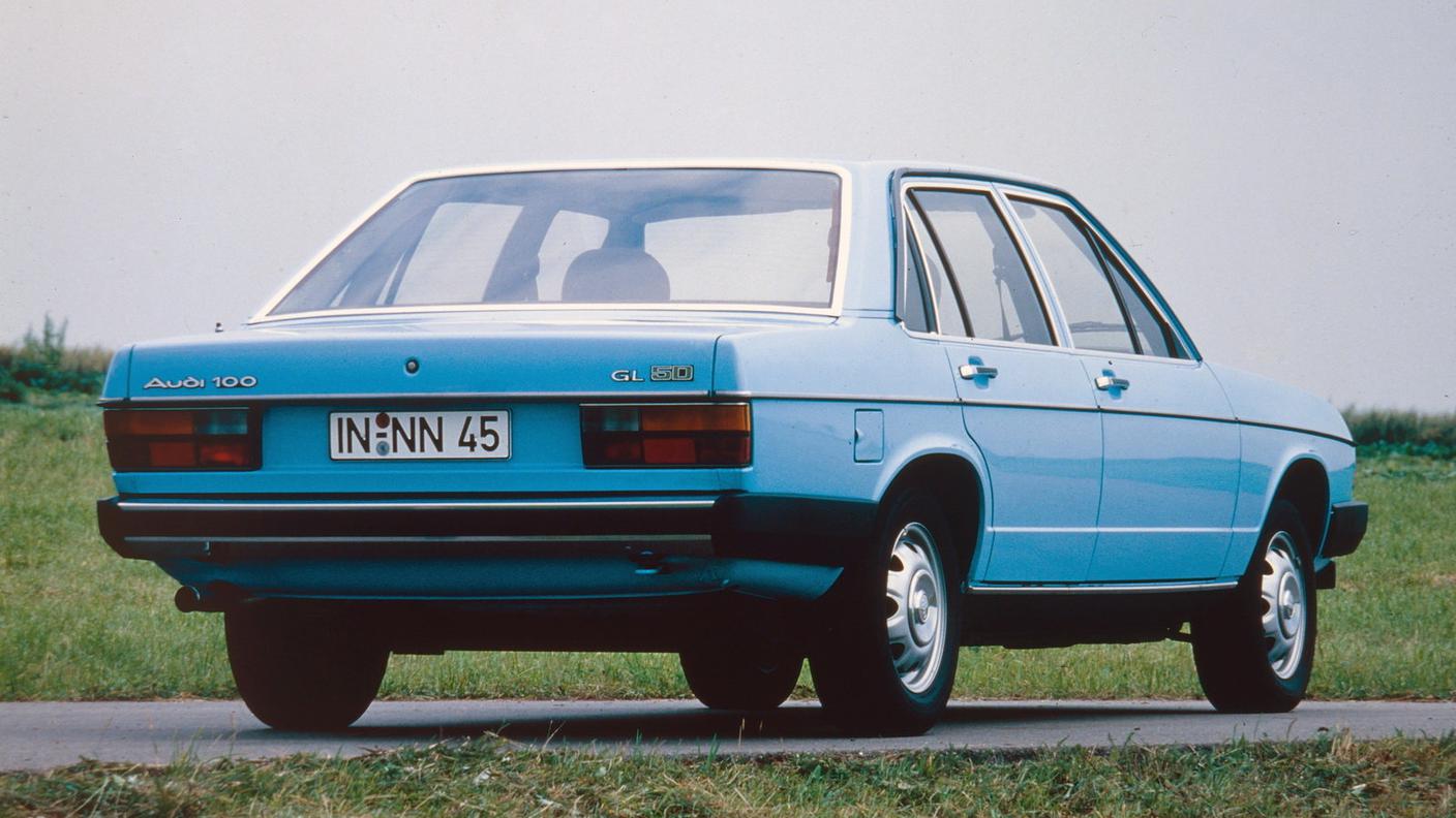 La 100 berlina fu la prima Audi a proporre il 5 cilindri a gasolio