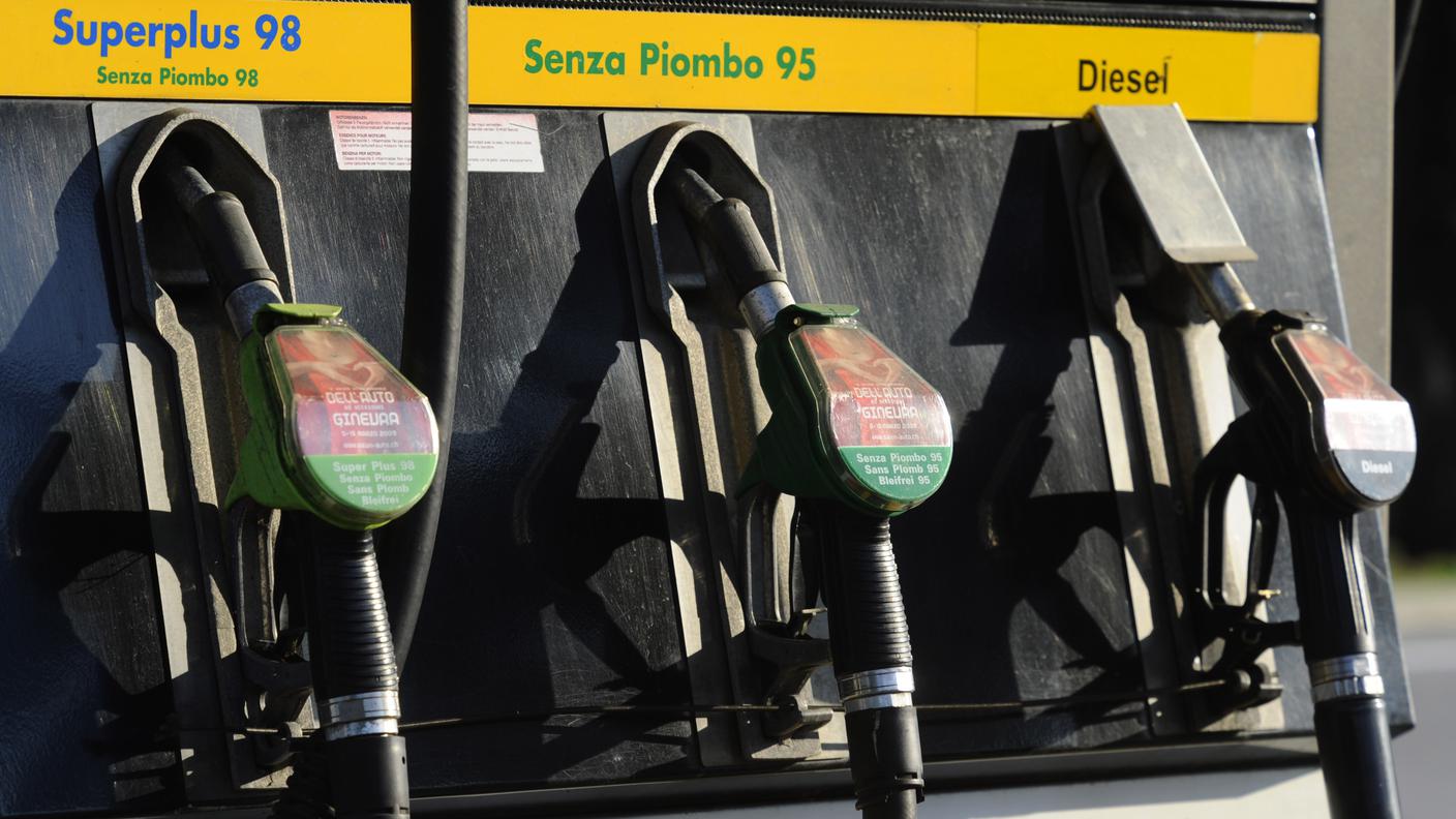 Gli utenti di Comparis potranno usufruire del radar dei prezzi dei carburanti del TCS