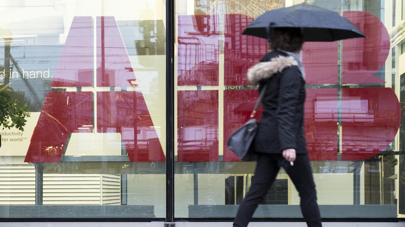 Tempo incerto per ABB sotto i cieli della Borsa