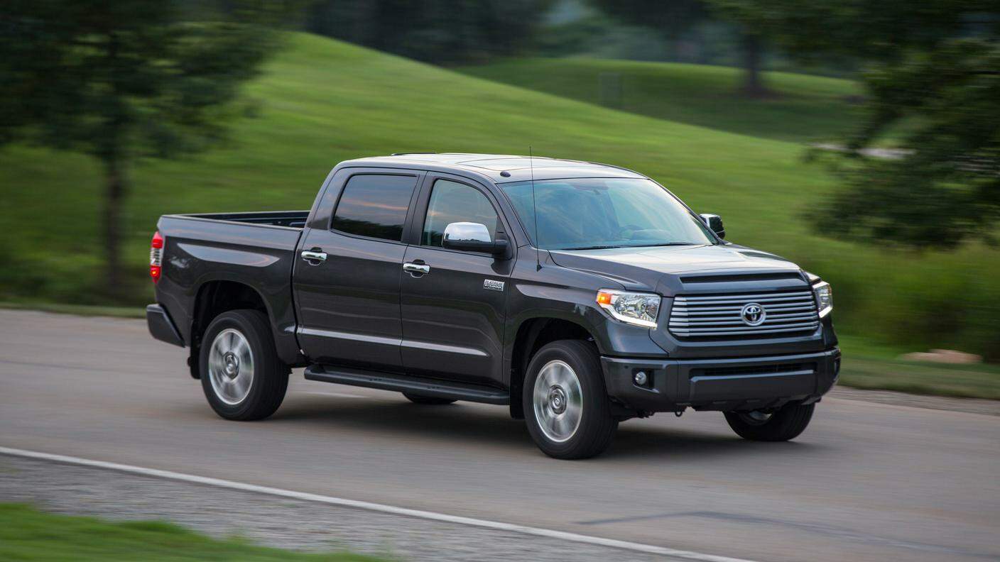 Il grosso pick-up Tundra sostiene le vendite Toyota negli USA